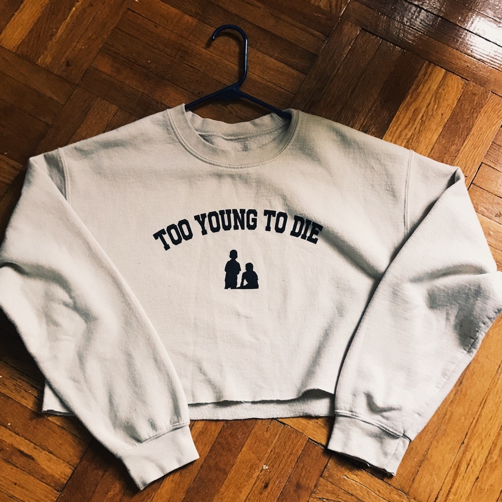 Cropped sweatshirt